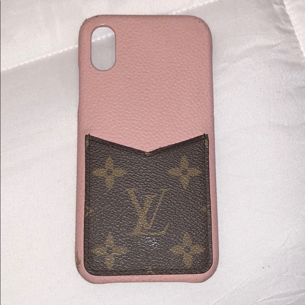 AUTHENTIC USED LOUIS VUITTON PHONE CASE X/XS